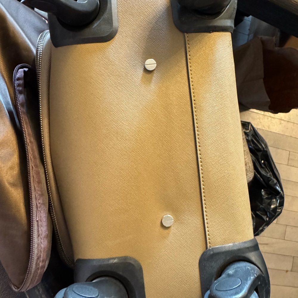 Henri Bendel carry on luggage. Great used condition. - Picture 7 of 11